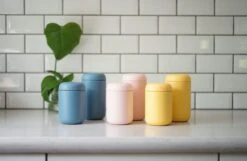 Fellow Carter Everywhere Mug 16oz - Warm Pink 7 Fellow Carter Everywhere Mug 16oz - Warm Pink -Crema Coffee Store DSC06702 9f95b638 9fb9 4b22 9ce1 9f83dc148b05