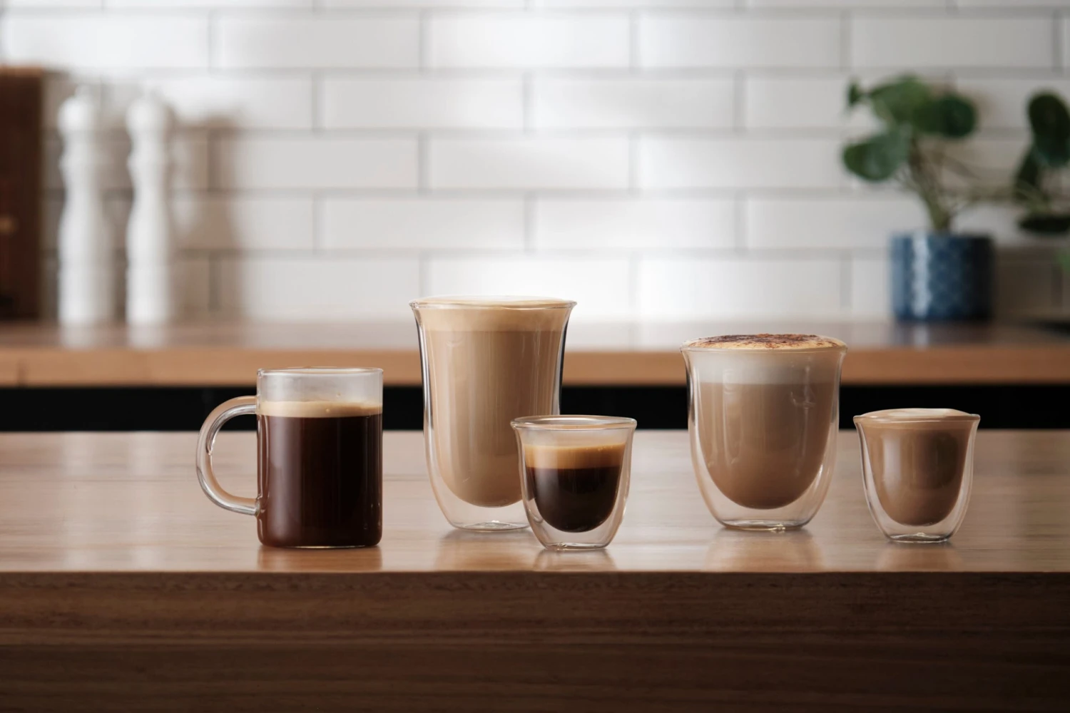 DeLonghi EC885M Dedica Arte Espresso Machine 11 DeLonghi EC885M Dedica Arte Espresso Machine - Image 9