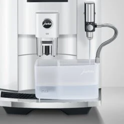 JURA E8 Espresso Machine - Piano White (NAA) -Crema Coffee Store E8 2020 det PW Cont milksycl with ssc Original 29380