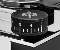 Eureka Mignon Libra Weight Based Espresso Grinder In Chrome 22 Eureka Mignon Libra Weight Based Espresso Grinder In Chrome -Crema Coffee Store EURMIGLIB16CRMB 1103 G 1b5ea50a 4d7b 4395 8b01 557bee44b358