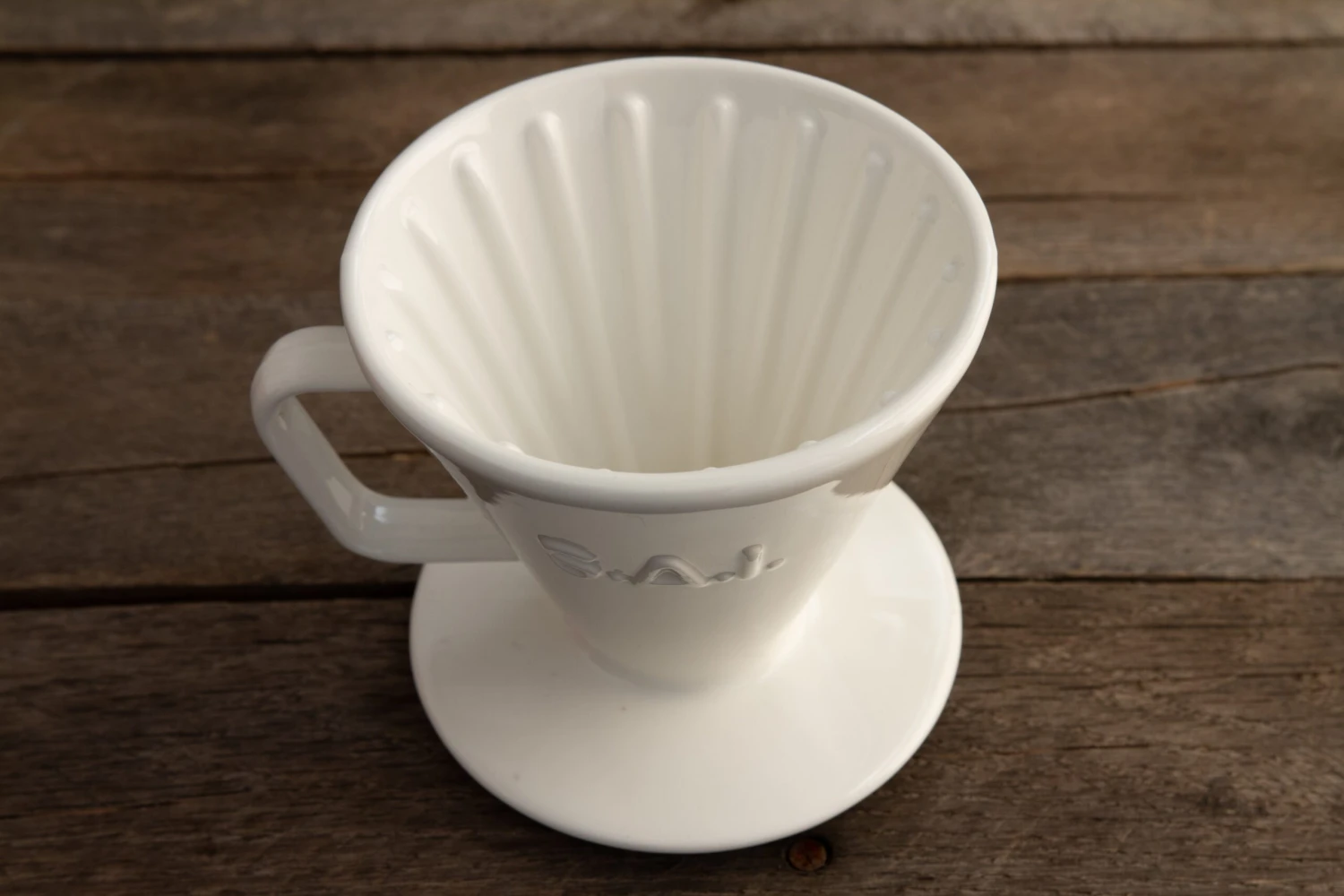 Saint Anthony Industries C70 Ceramic Pourover Brewer - White 4 Saint Anthony Industries C70 Ceramic Pourover Brewer - White - Image 2
