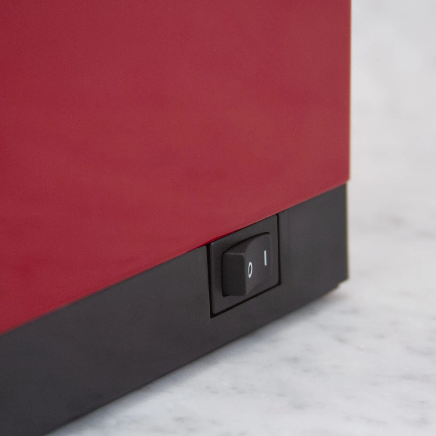 Eureka Mignon Magnifico Coffee Grinder In Amaranth 13 Eureka Mignon Magnifico Coffee Grinder In Amaranth - Image 11