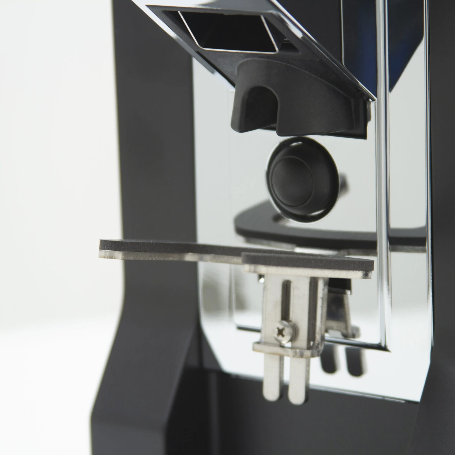 Eureka Oro Mignon XL Espresso Grinder - Red 13 Eureka Oro Mignon XL Espresso Grinder - Red - Image 11