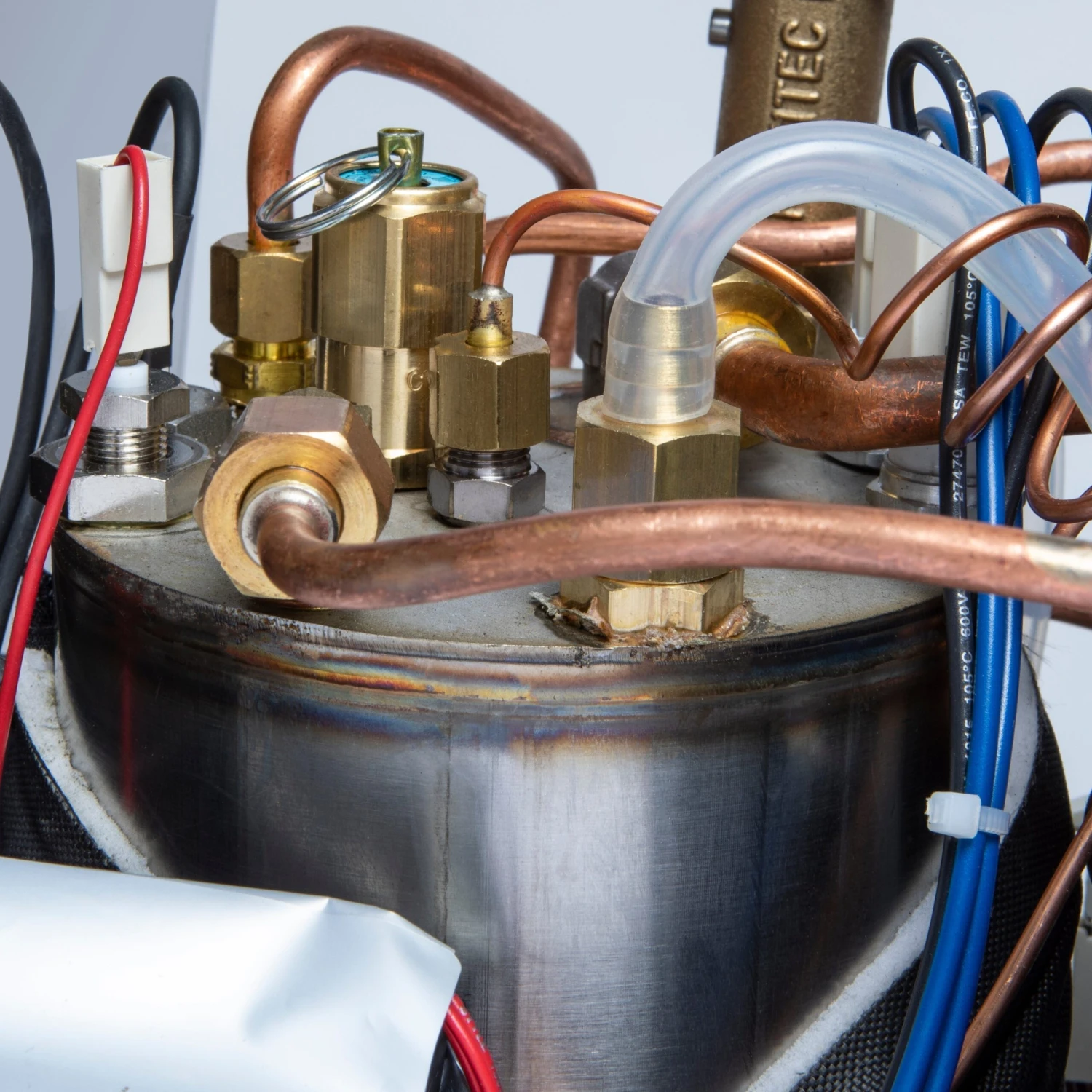 Profitec Pro 400 Espresso Machine In Matte Black With Flow Control And Tiger Maple 11 Profitec Pro 400 Espresso Machine In Matte Black With Flow Control And Tiger Maple - Image 9