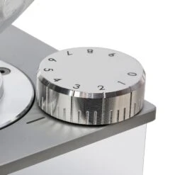 Rocket Espresso Faustino Grinder In Appartamento White 21 Rocket Espresso Faustino Grinder In Appartamento White -Crema Coffee Store REFAUSTINOCOP 0632 7379619d 47b5 4c7a 9f61 940e5c5666fa