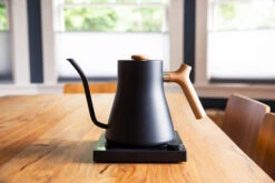 Fellow Stagg EKG 0.9L Kettle - Black And Maple 12 Fellow Stagg EKG 0.9L Kettle - Black And Maple -Crema Coffee Store TG7A4891StaggEKGwoodmaple